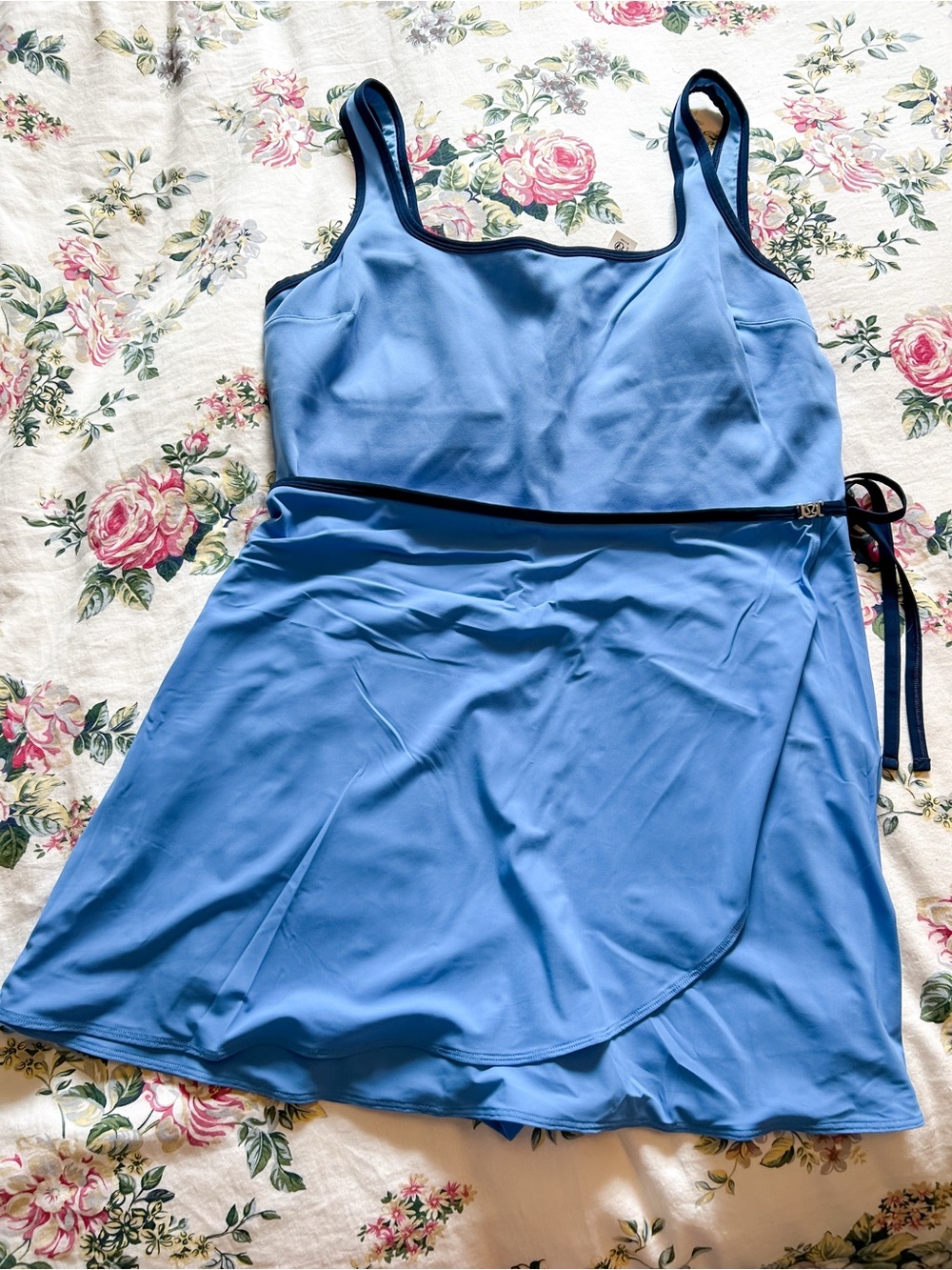NWOT lululemon Wrap-Front Tennis Dress Pool Party/Club Blue size XL - Picture 2 of 6